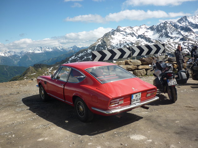 39 - kurze Rast auf der Abfahrt.JPG