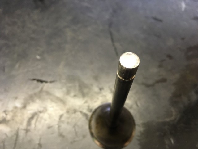 Ventile wurden gekürzt daher Gratbildung wegen fehlender Härtung.jpg