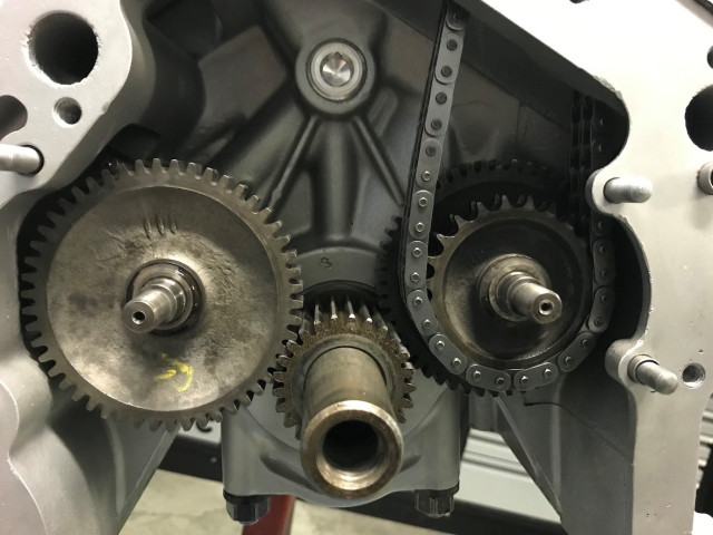 EInbau Steuerkette - Versatz entsprechend Zylinderversatz.jpg