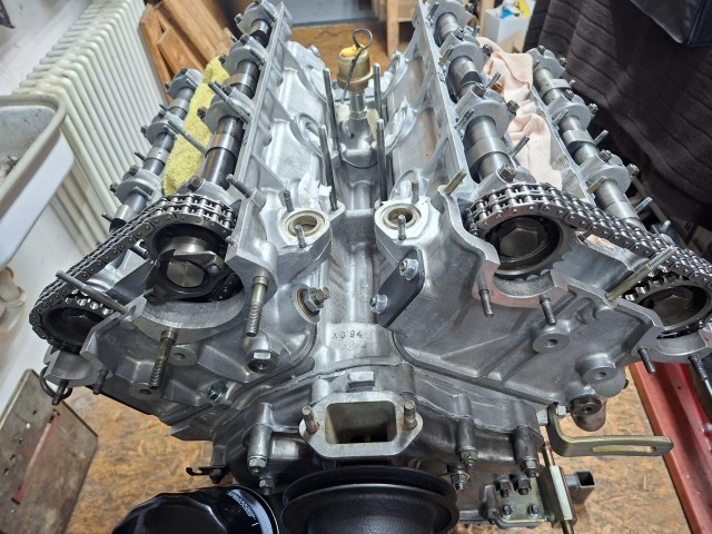 Verteilerantrieb nur irgendwie eingebaut um die NW zu halten, Stellung nicht korrekt für OT!